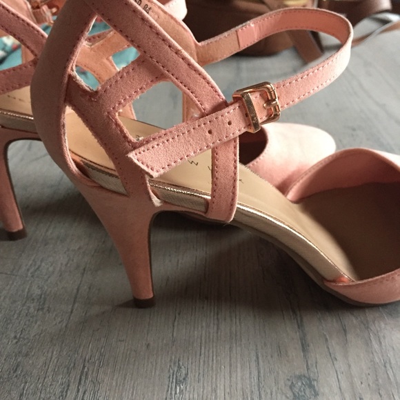 NWOT Pink and Rose Gold Ankle Strap Heels - Picture 7 of 8